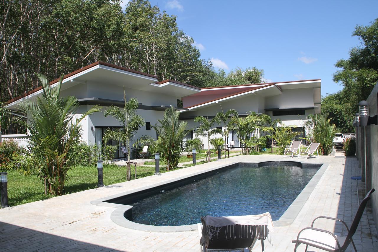 Medithairean Guesthouse Ao Nang Exterior foto